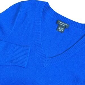 Lord‎ & Taylor 100% Cashmere V-Neck Sweater Blue Asymmetric Hem Luxury Knit Med